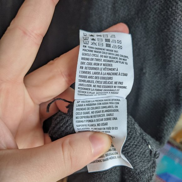 Long Black Cardigan w/pockets American Eagle sz M - Picture 8 of 9